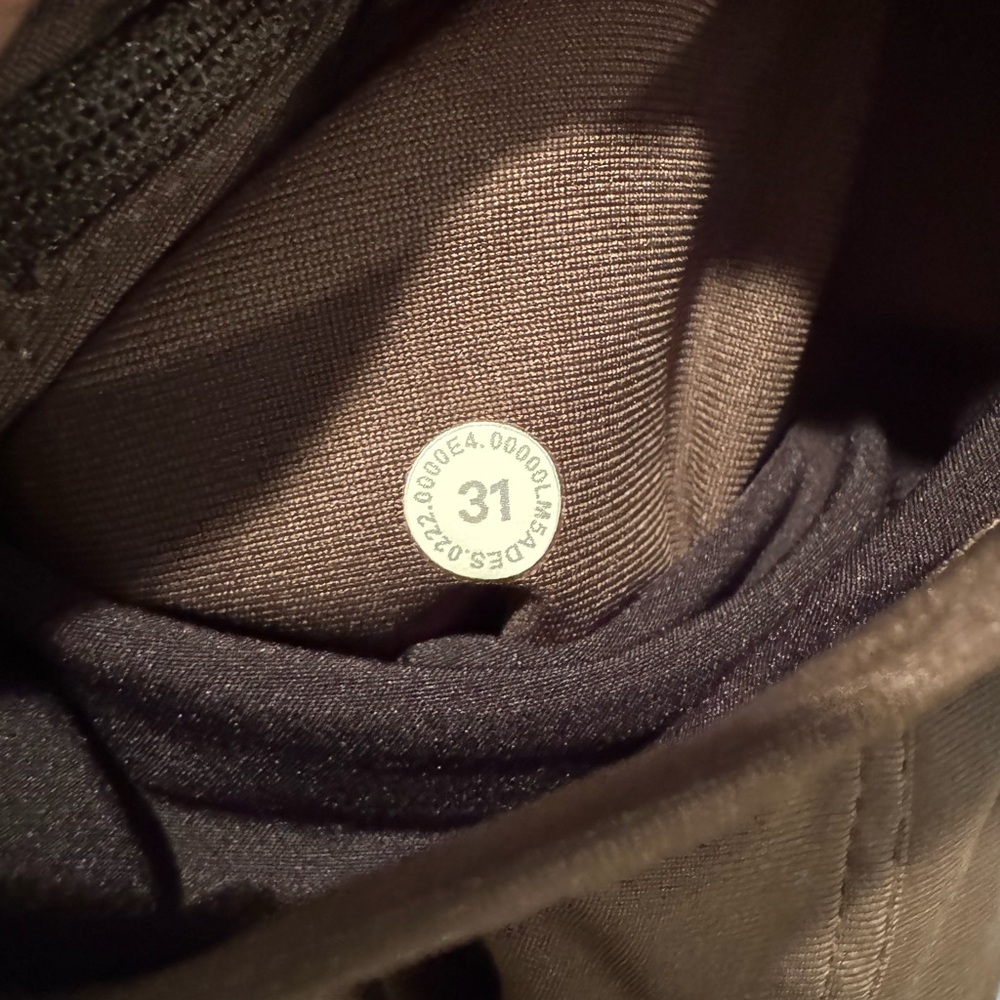 Lululemon Men’s Classic Fit ABC Pants - Picture 4 of 4